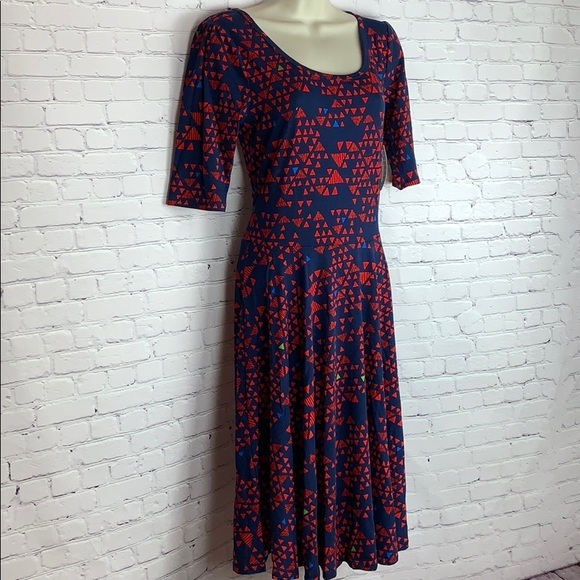 SOFT Comfy Nicole Dress modest & easy 2 style - Picture 5 of 10